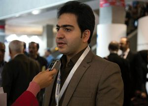 رضا سلمان نژاد پرستار بخش CCU.C سخران برتر در بیست و هفتمین کنگره سالیانه انجمن چشم پزشکی ایران: عکس شماره 4 / 11